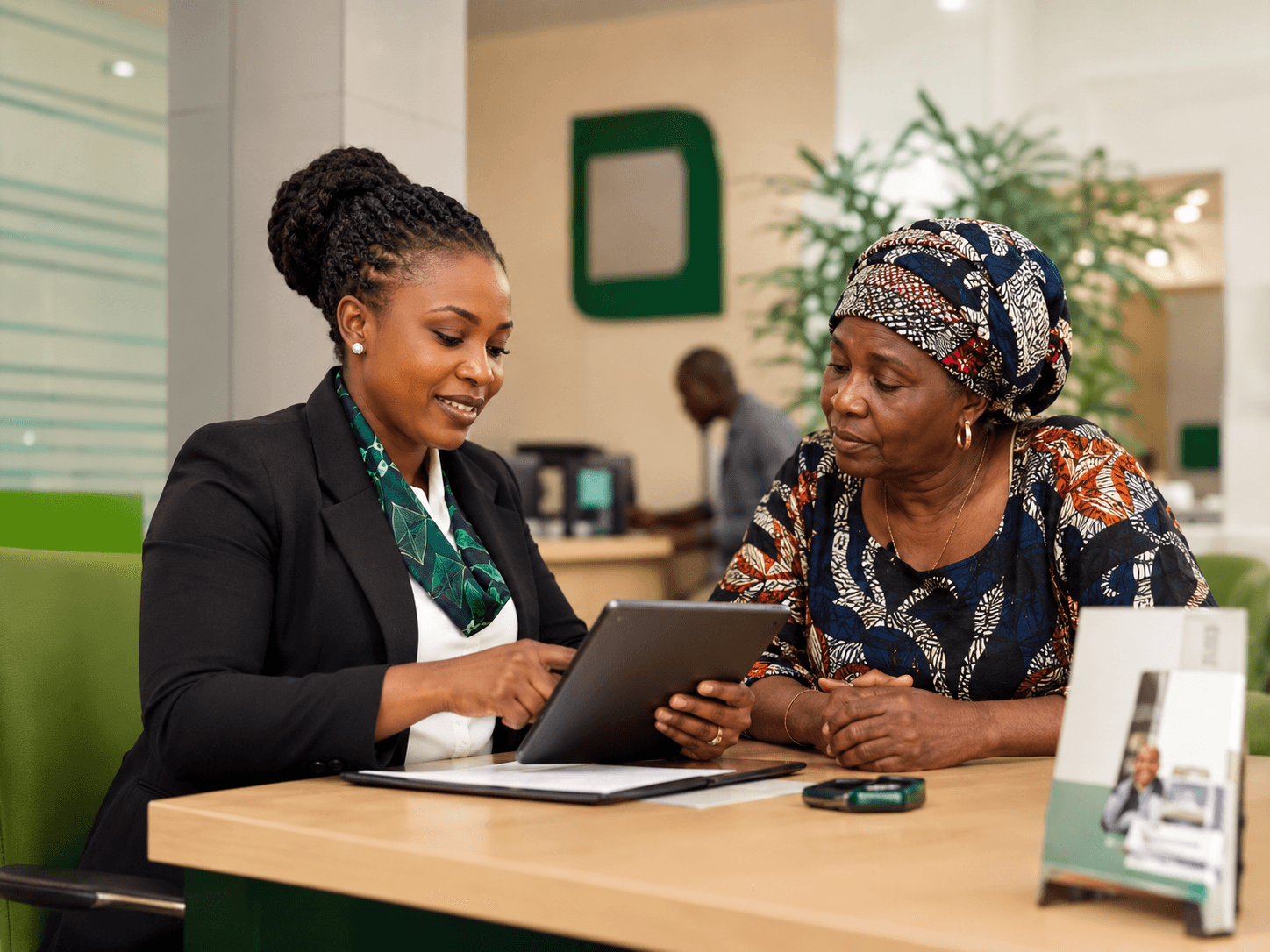 Illustration du service assistance et suivi client SNF.